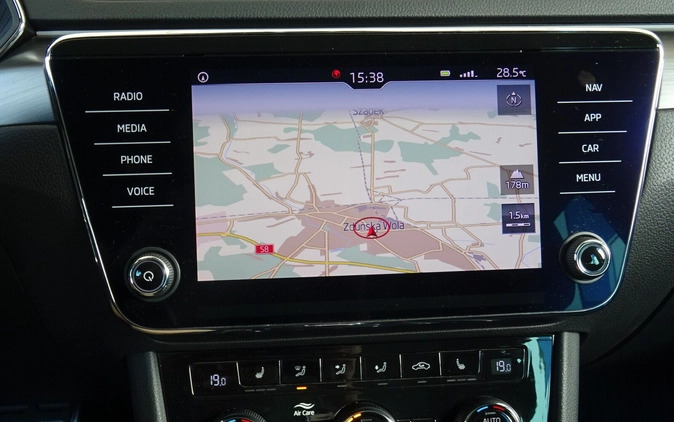 Skoda Superb cena 124900 przebieg: 106115, rok produkcji 2019 z Prabuty małe 254